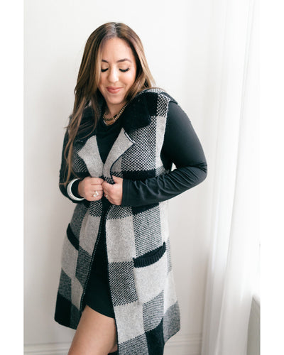 Plaid Lapel Collar Sleeveless Cardigan