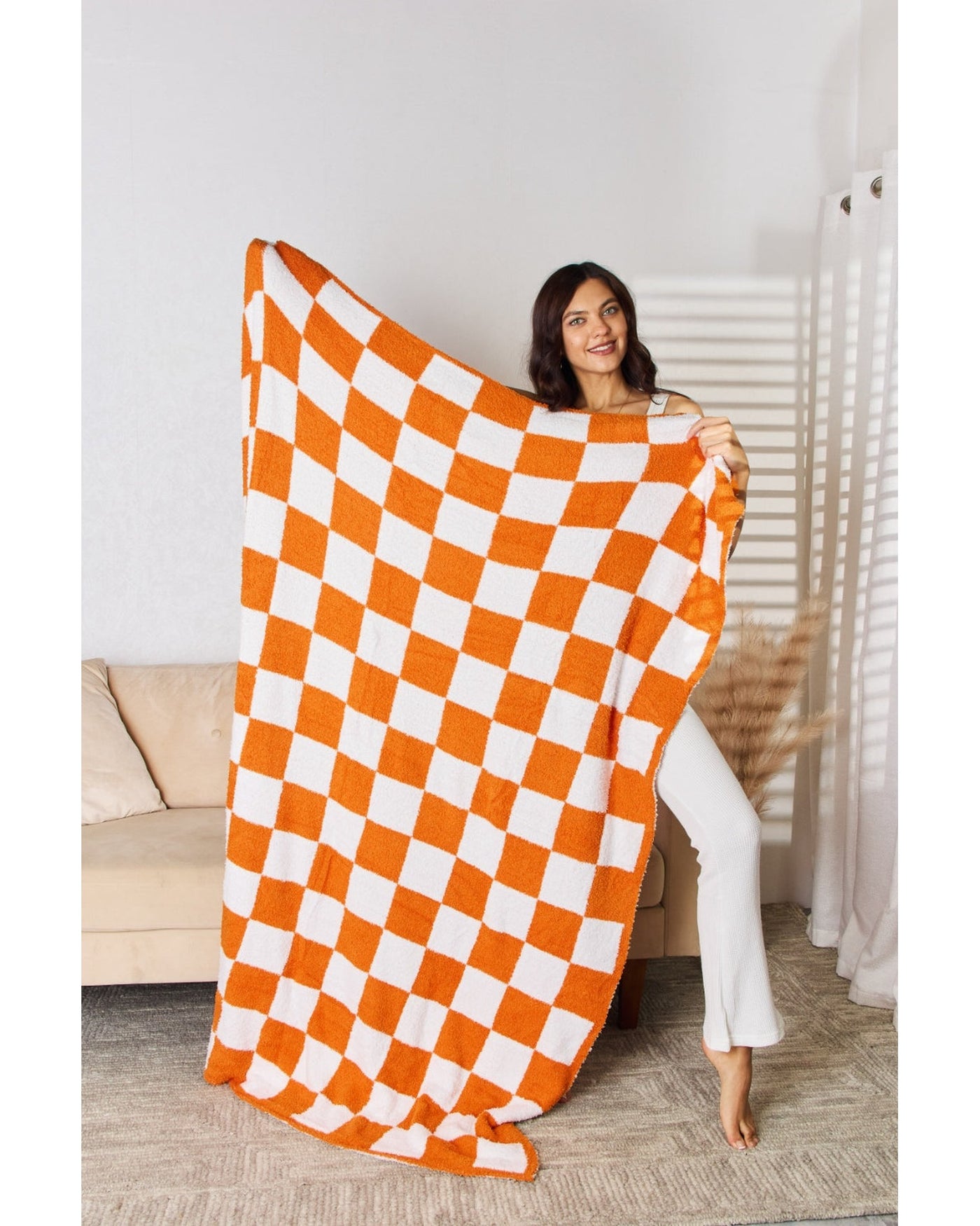 Cuddley Checkered Decorative Throw Blanket