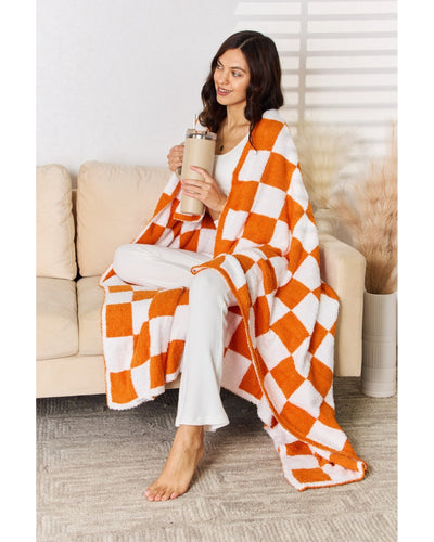 Cuddley Checkered Decorative Throw Blanket